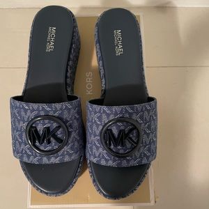 Michael Kors Sadler Wedge denim Sandals size 7